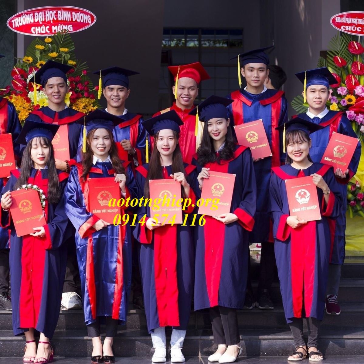 le phuc tot nghiep 2023